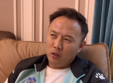华体会体育官方网站-亚泰主场0-4惨败，范晓冬：现在的亚泰队就是一个四不像